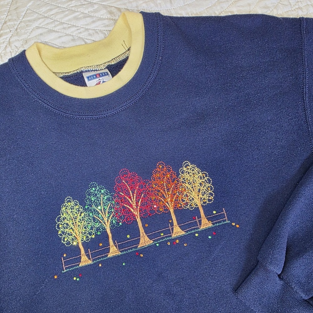Vintage Jerzees Nublend Crewneck Blue Large Sweatshirt Colorful Embroidered Tree